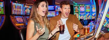 Fitur bonus dan free spins dalam permainan slot esmislot yang meningkatkan peluang menang besar